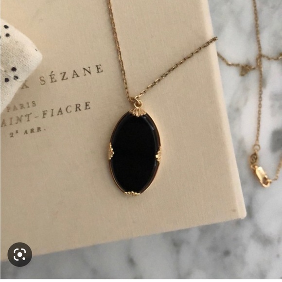 ISO:do not buy:Sezane Celeste ring in black medium and/or Celeste black necklace - Picture 2 of 3